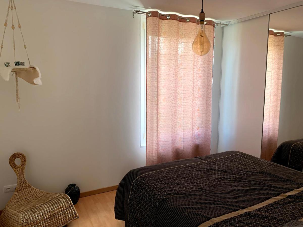 Appartement Cosy A Quelques Minutes Du Centre Châlons-en-Champagne Dış mekan fotoğraf